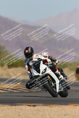 media/Nov-06-2023-Moto Forza (Mon) [[ce023d0744]]/3-Intermediate Group/Session 3 (Turn 5)/